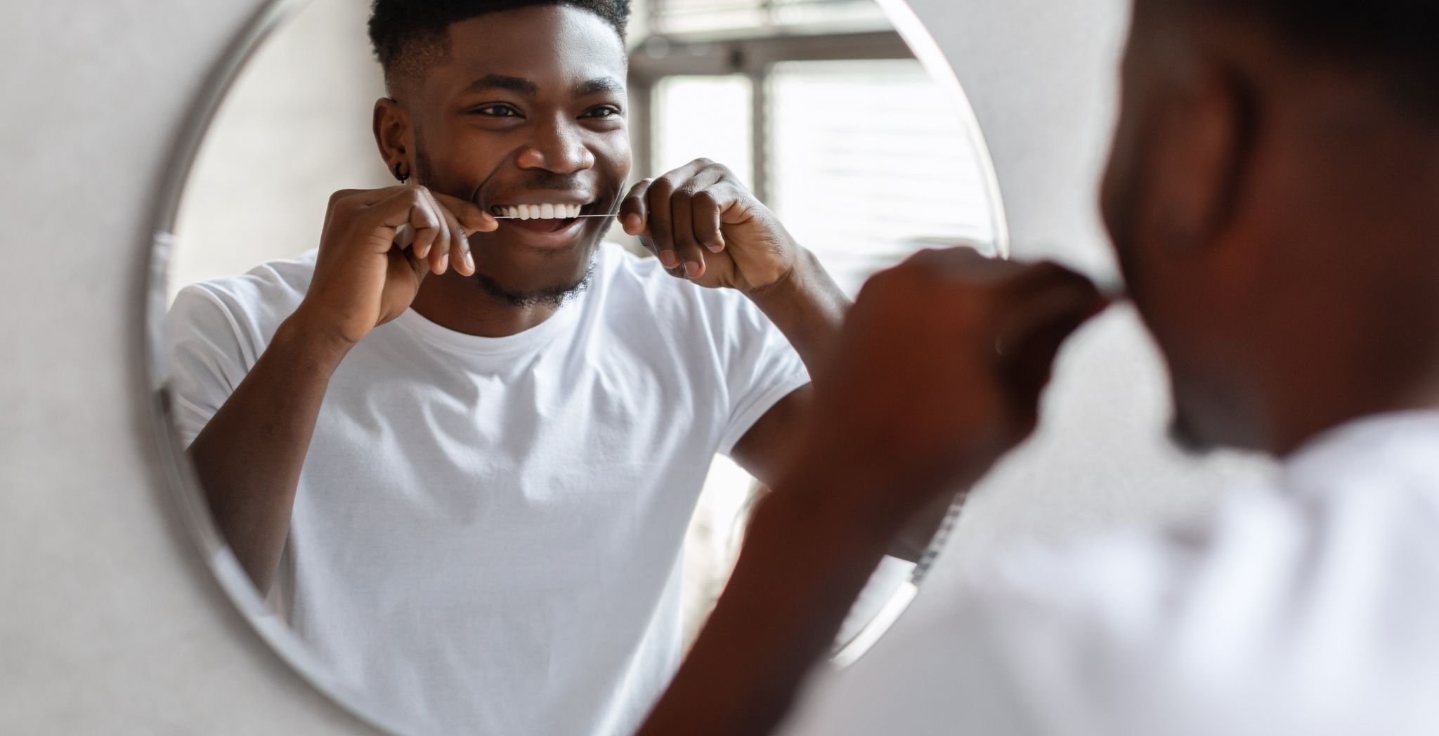 Dental floss, How to use dental floss, Benefits of dental flossing, Flossing technique, Dental hygiene floss, Best dental floss, Waxed dental floss, Unwaxed dental floss, Dental floss for plaque removal, Flossing for healthy gums,
